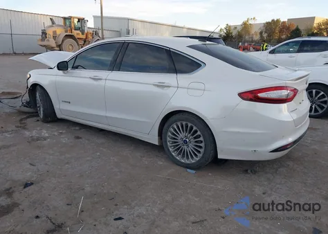 2014 Ford Fusion Hybrid Titanium из США, поврежденный, VIN 3FA6P0RU9ER284009